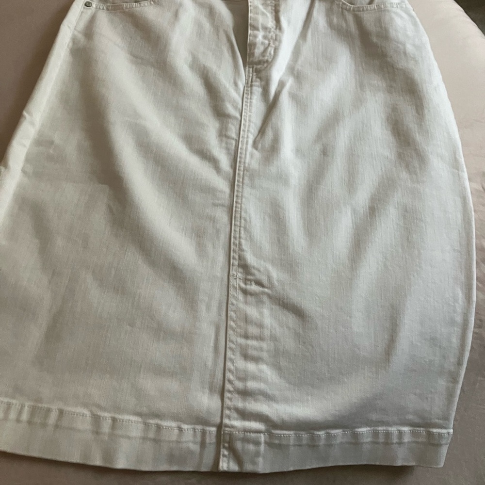 Talbots White Pencil Skirt